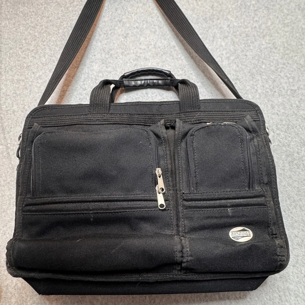 American Tourister Shoulder Bag Black Laptop Briefcase Work Travel
